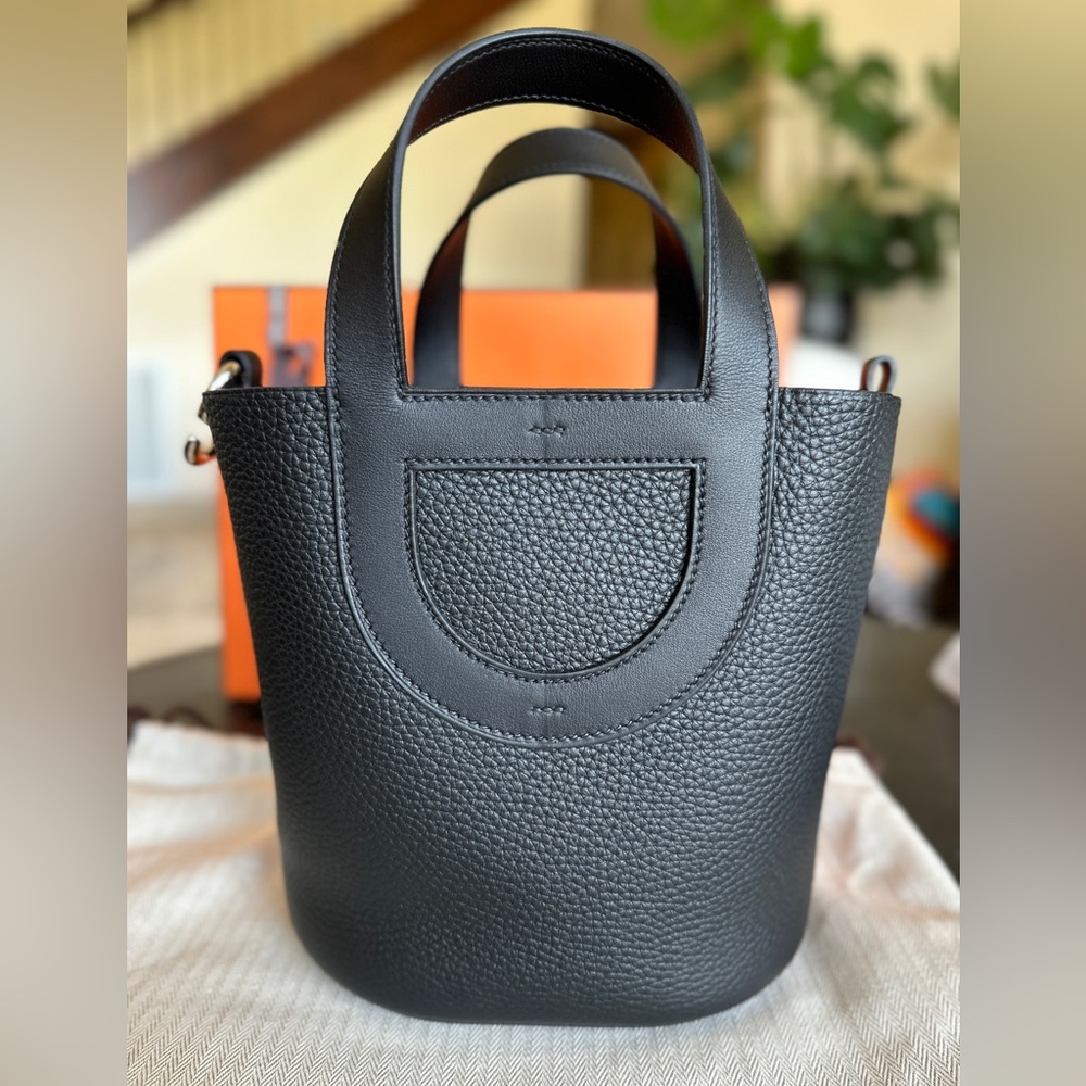 NEW 2023 Authentic Hermes In the Loop 18 Black Taurillon Leather PHW Picotin